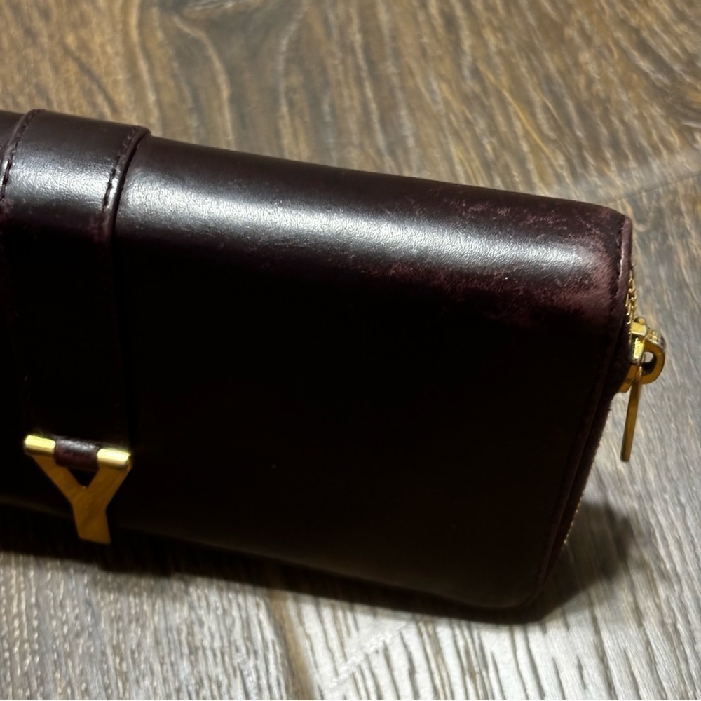 Saint Laurent Leather Continental
Wallet - Burgundy Wallet - Picture 15 of 16